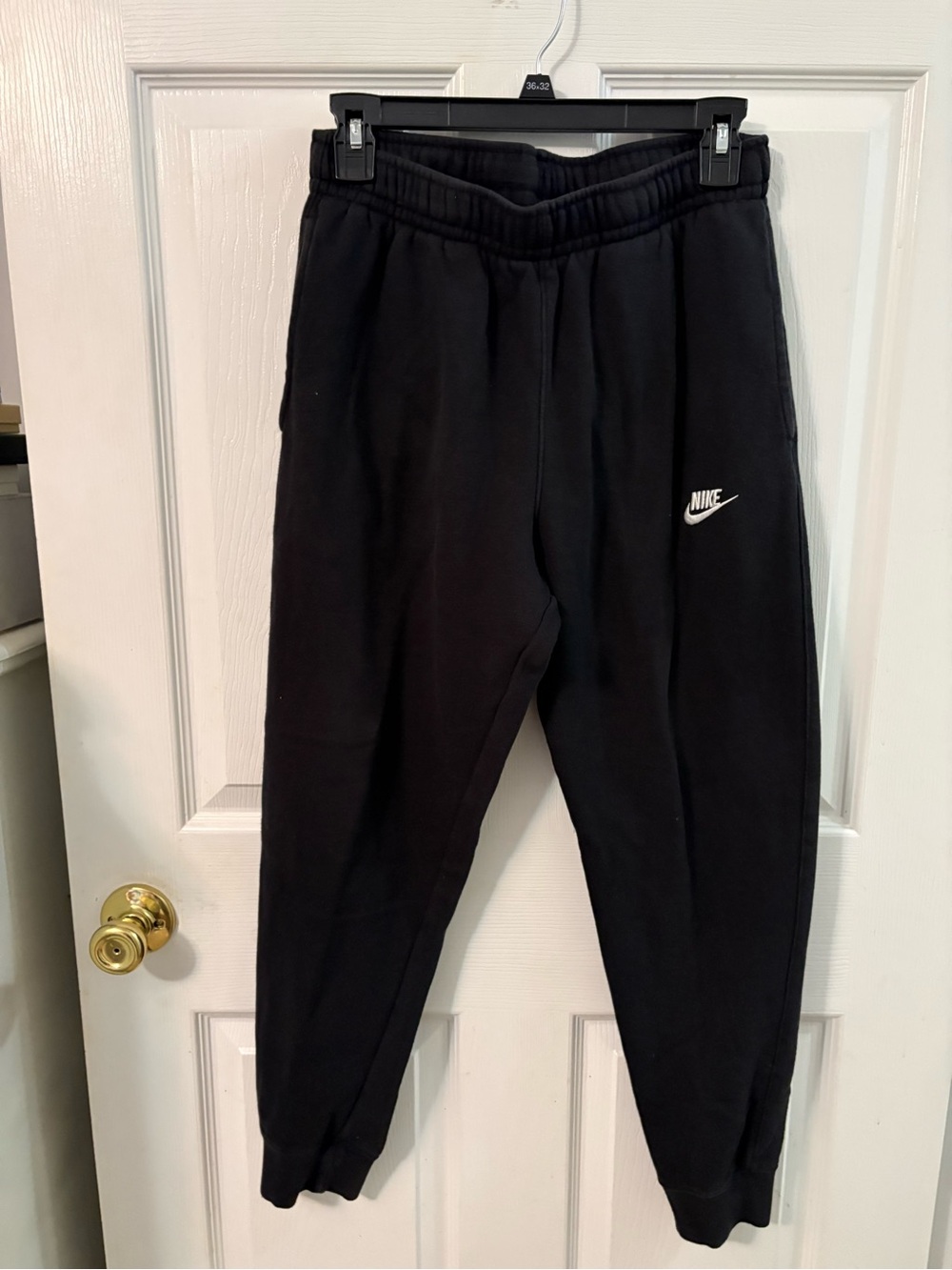Nike men’s black sweatpants joggers